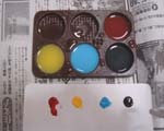 白い壁のキズ補修4(色水を作ってみます)